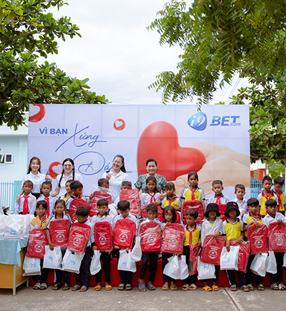 Hình ảnh minh họa các cột mốc phát triển của mb666